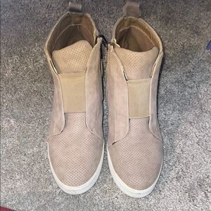 Catherine Malandrino Tan Ankle Boots wedge size 10